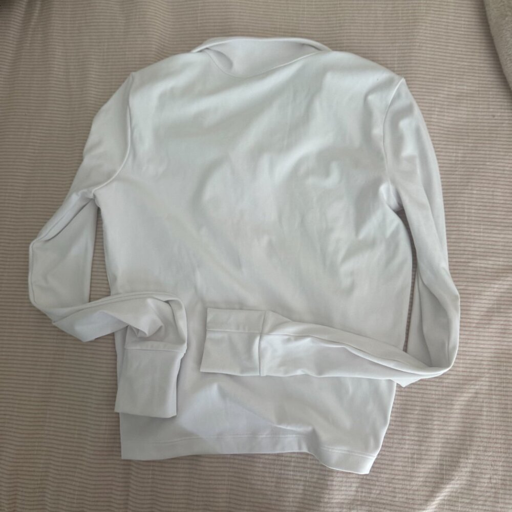 Vuori Studio 1/2 Cropped White Half Zip XS - Picture 4 of 4